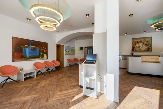 Praxismöbel für die MKG-Praxisklinik Berlin-Dahlem