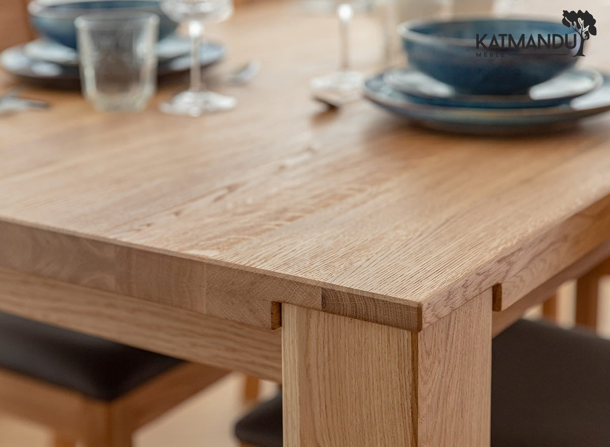 Massiver Eichen Esszimmertisch Gaia 90x160cm Natürliches geöltes Holz