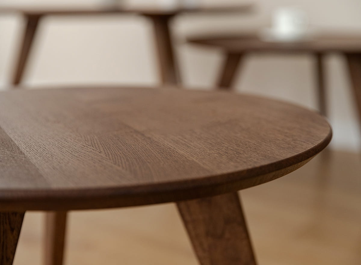 Eleganter runder Eichenholz Tisch Tabacco 50 cm Orbetello Design