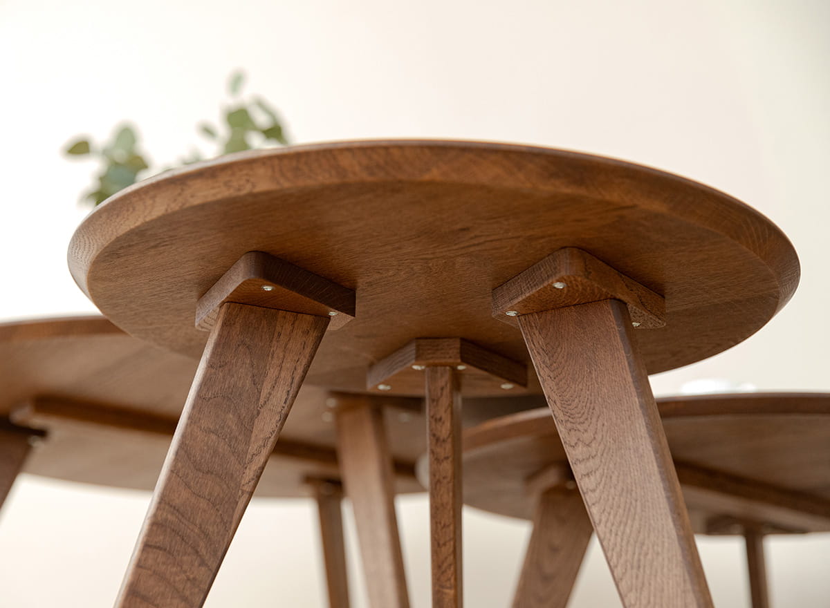 Eleganter runder Eichenholz Tisch Tabacco 50 cm Orbetello Design