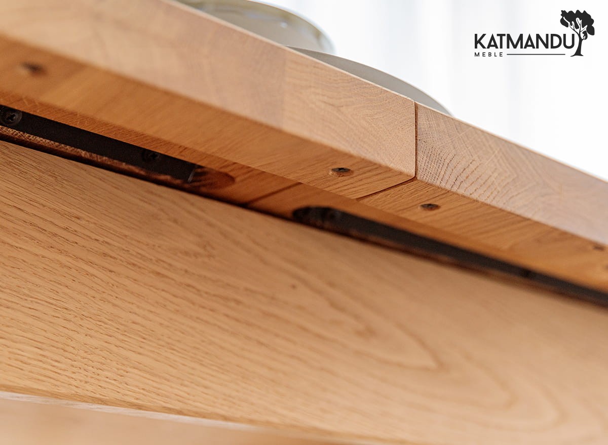 Robuster ausziehbarer Eichenholztisch Lanciano 160x90 cm mit natürlichem Finish