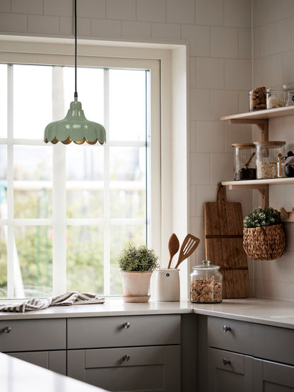 PR Home Wells Hängelampe 24 cm aus Metall mit Goldener Innenseite  – Hochwertige Fenster Pendelleuchte in 7 Farben