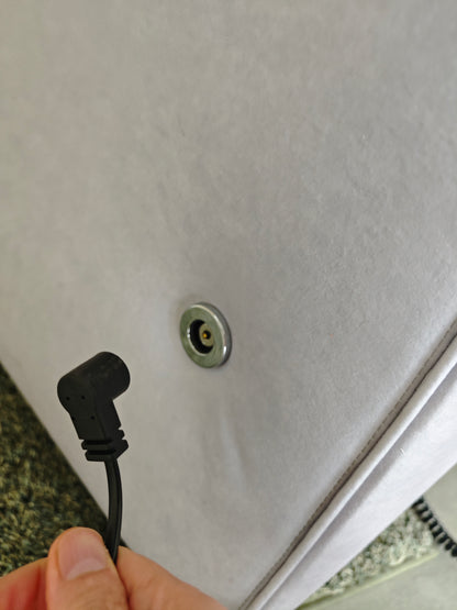 Ohrensessel Caro mit elektrischer Aufstehhilfe – Senioren- und Pflegesessel mit Akku & Fernbedienung