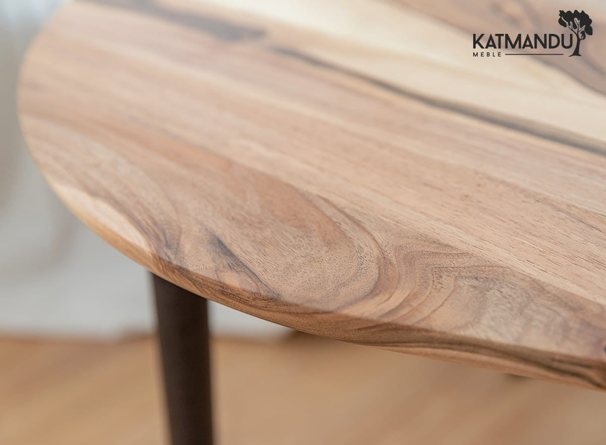 Awokado Couchtisch aus massivem Walnussholz, modern im Loft-Design