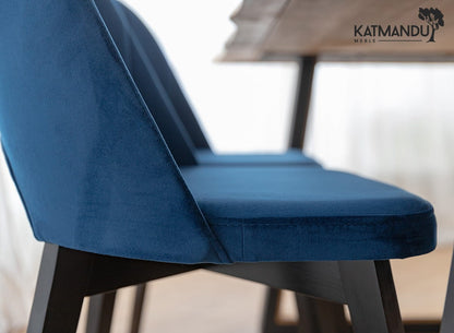 Breno Design Esszimmerstuhl Samt Blau mit schwarzen Buchenholzbeinen