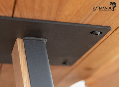 Gavardo Esstisch 90×180 cm - Massiver Eichenholz Tisch mit schwarzen Metallbeinen im Loft-Stil