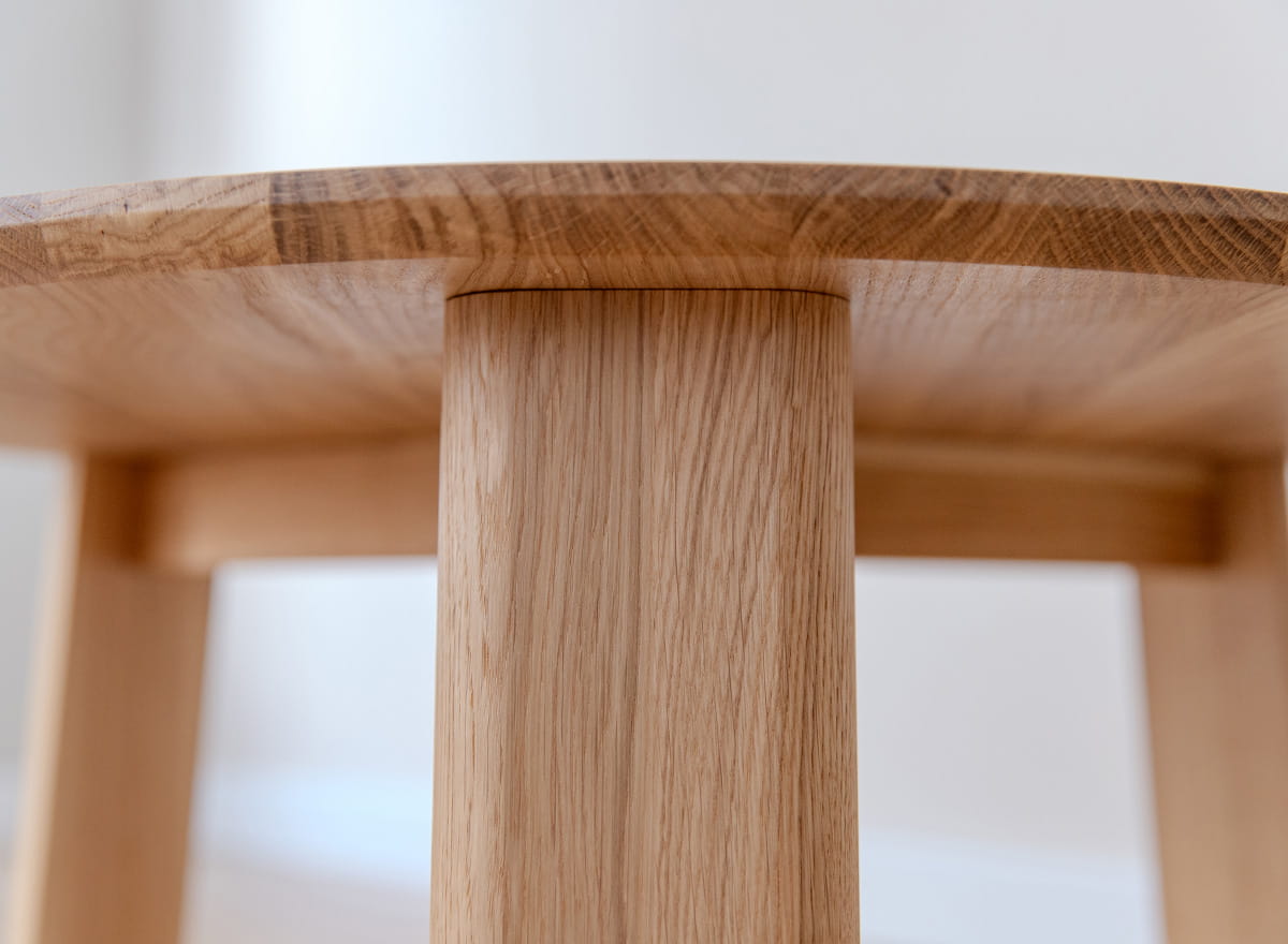 Runder dänischer Monti Eichen-Couchtisch 61 cm Durchmesser
