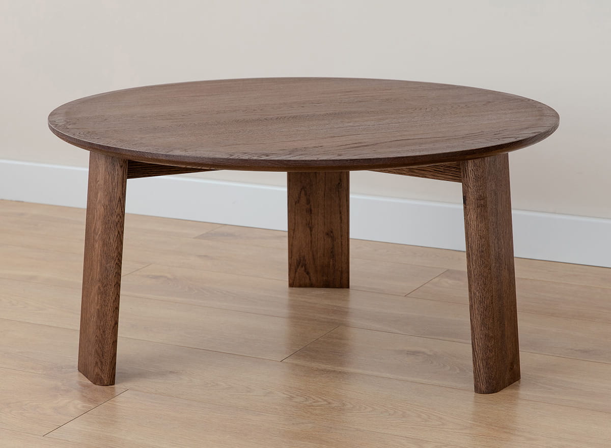 Monti Couchtisch 71 cm Tabacco - Massiver Eichenholztisch im Scandi-Japandi Design