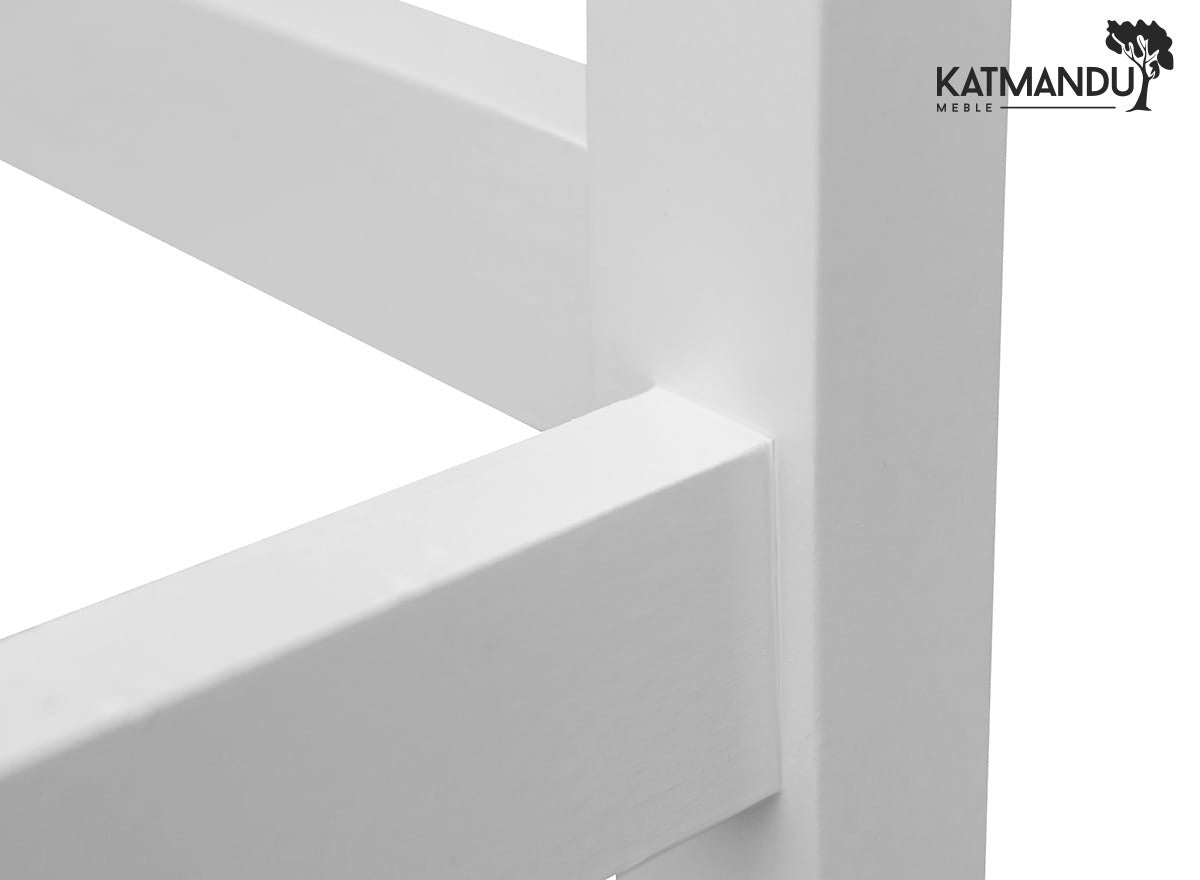 Elegantes Belluno Esszimmerstuhl mit Nussbaumfarbigem Sitz