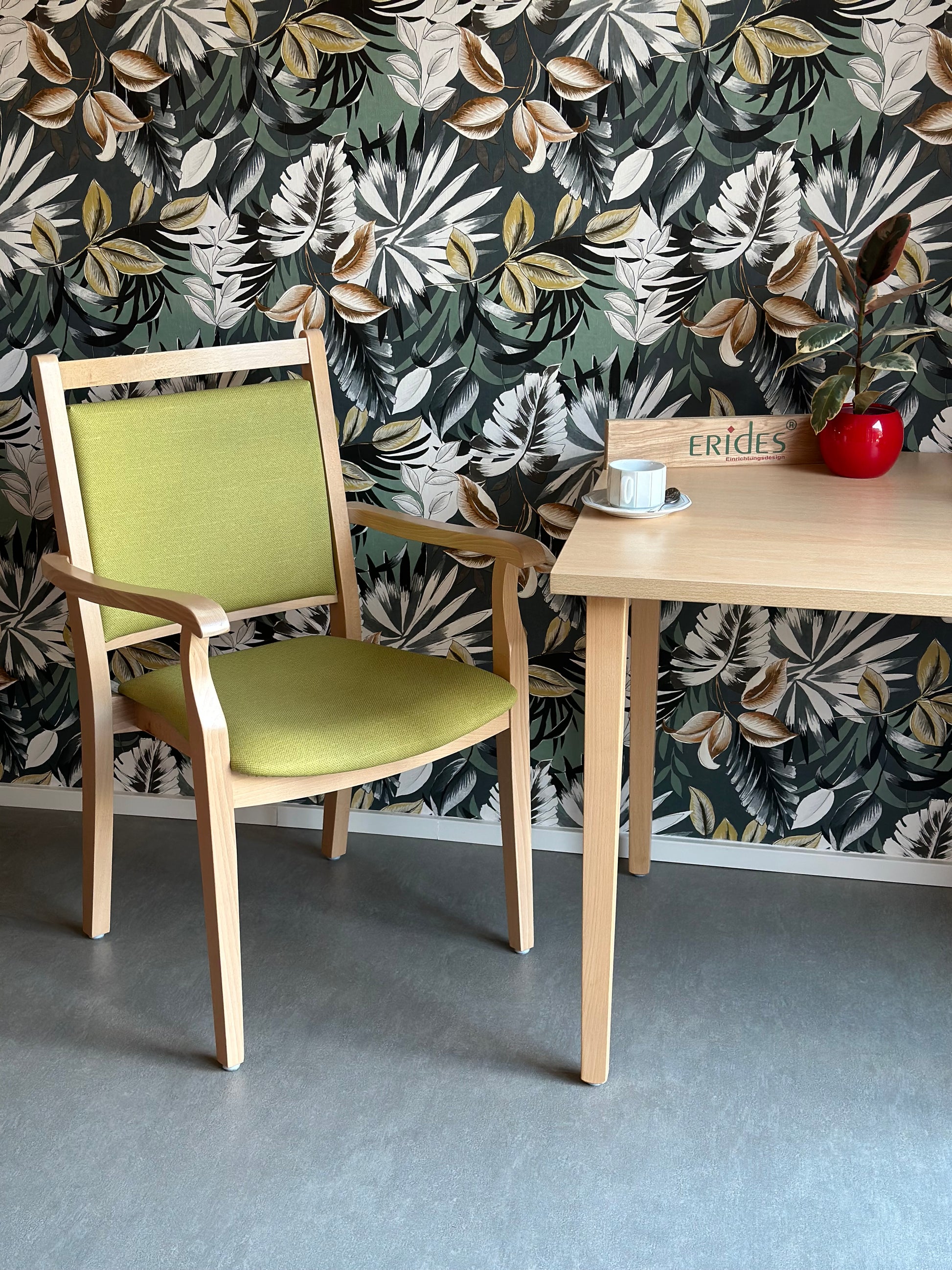 Pflegestuhl André mit Armlehnen – Ideal für Senioren im Altenheim oder Zuhause - Bild 7