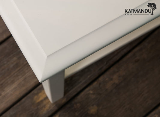 Kleine weiße Belluno Elegante Kiefernholz Couchtisch mit Regal