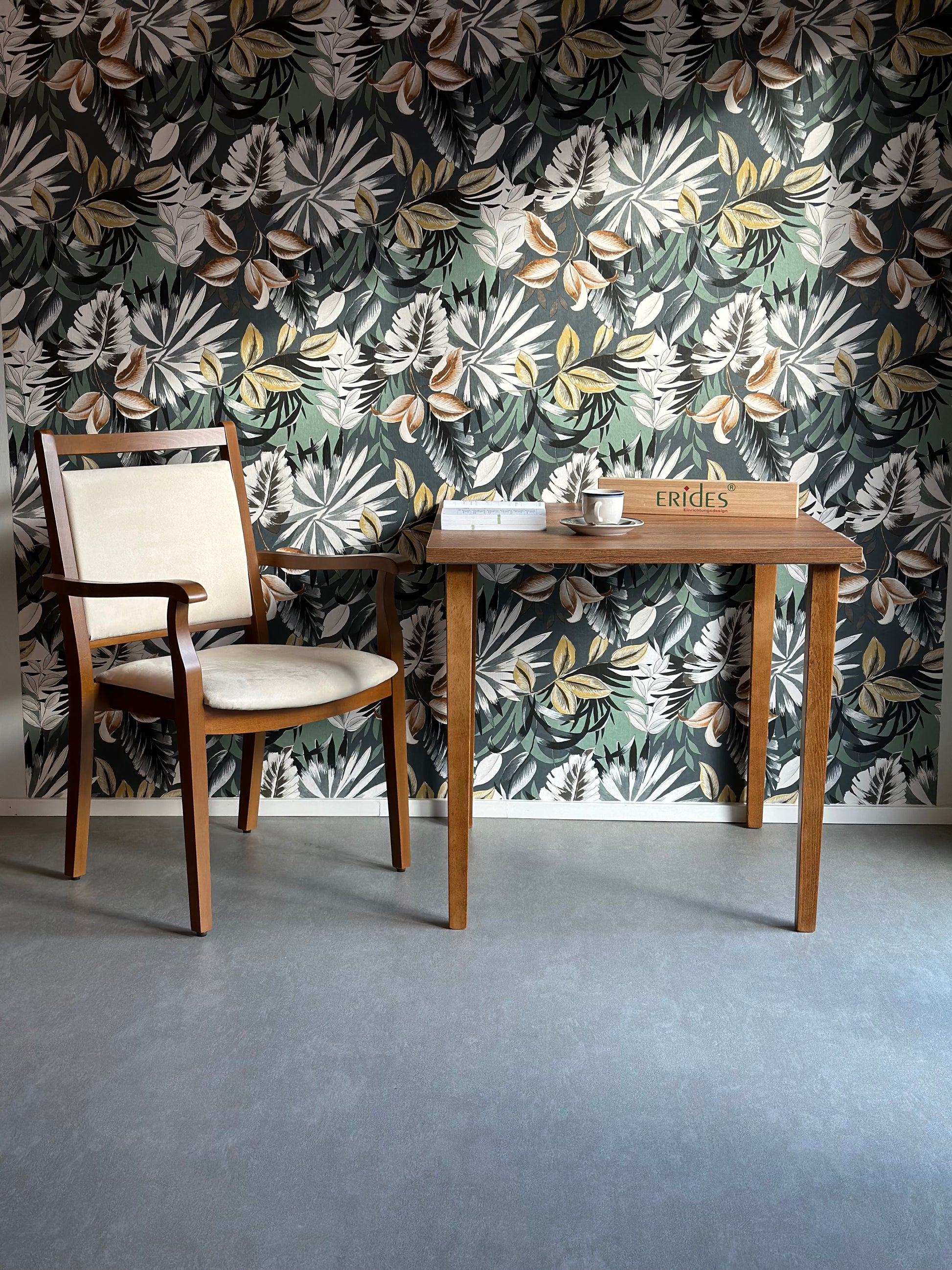 Pflegestuhl André mit Armlehnen Rustikal – Ideal für Senioren im Altenheim oder Zuhause - Bild 3