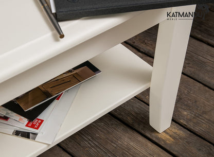 Kleine weiße Belluno Elegante Kiefernholz Couchtisch mit Regal