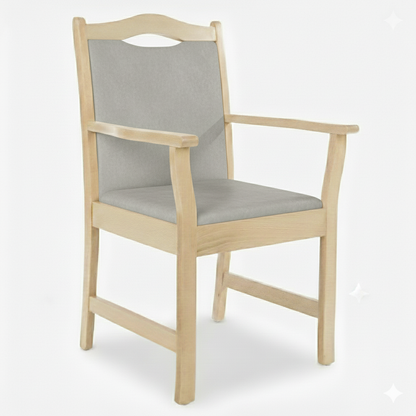 Pflegestuhl Manuel mit Armlehnen – Seniorenstuhl aus Massivholz – für Alltag und Pflege