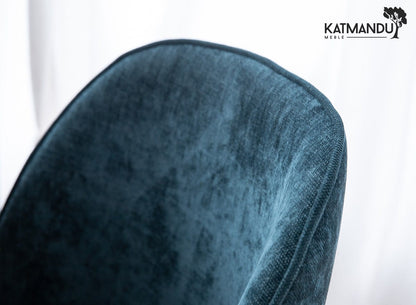 Elegantes blaues Polsterstuhl mit robusten Holzbeinen R11 Olbia